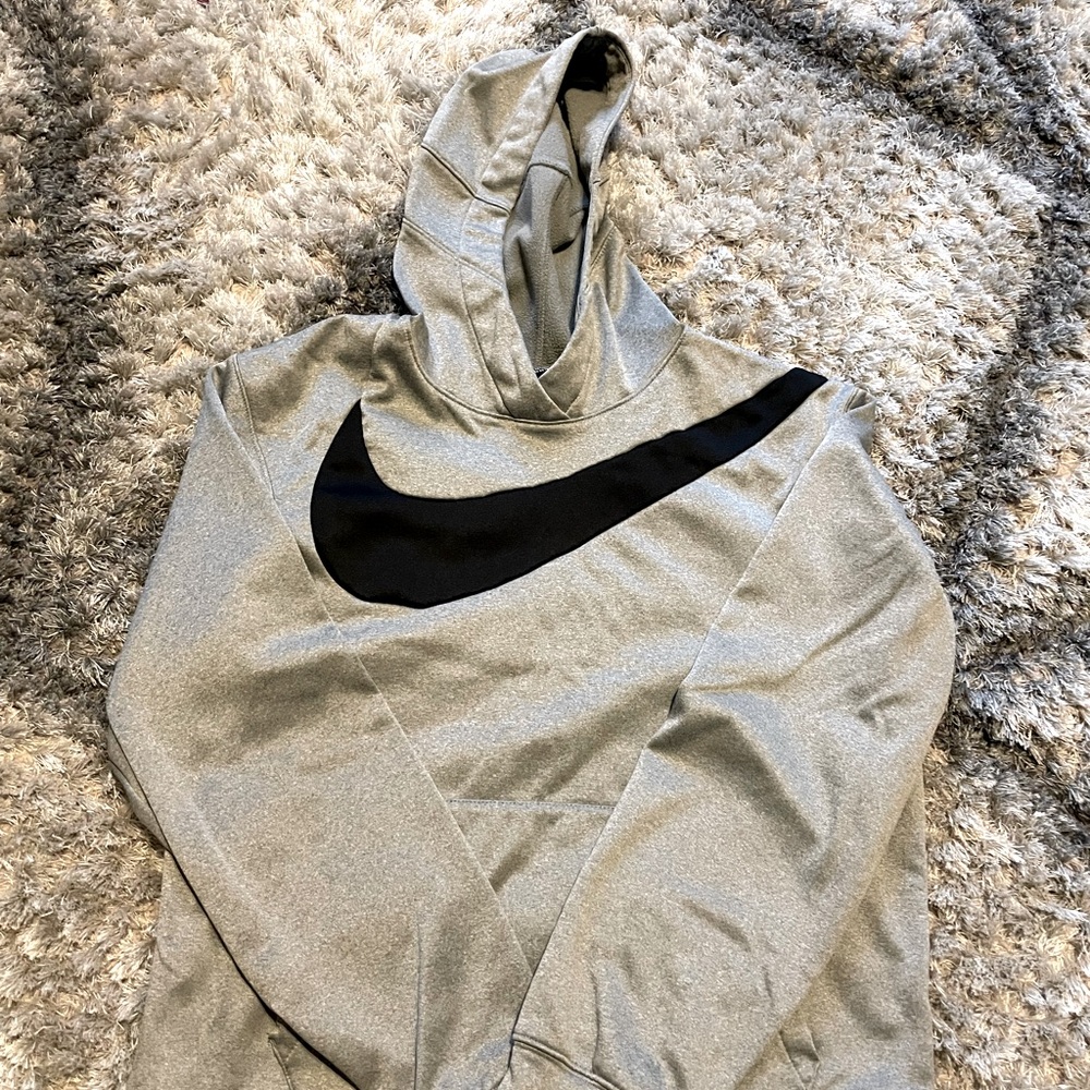 Nike Dri-Fit/ Gray Heather/ Particle Black/ Men Size: Small